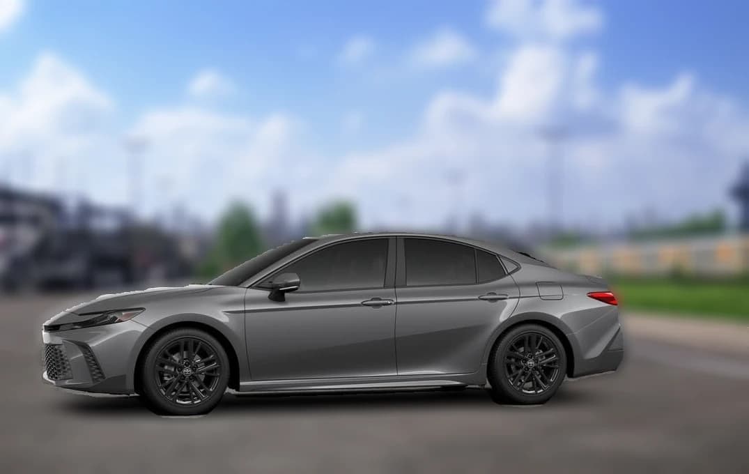 Toyota Camry SE (Natl) 2026 — side view
