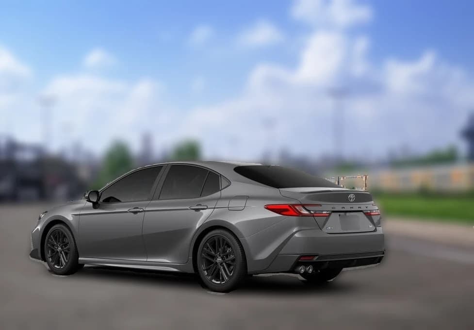 Toyota Camry SE (Natl) 2026 — side view