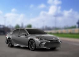 Toyota Camry SE (Natl) 2026 — side view