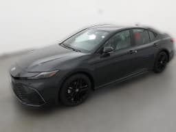 Toyota Camry SE (Natl) 2026 — side view