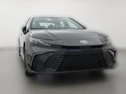Toyota Camry SE (Natl) 2026 — side view