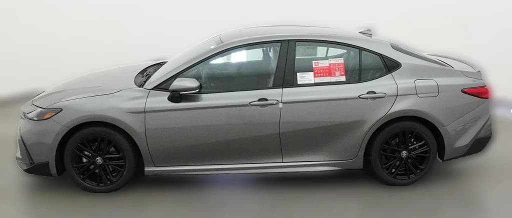 Toyota Camry SE (Natl) 2026 — side view