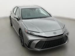 Toyota Camry SE (Natl) 2026 — side view