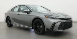 Toyota Camry SE (Natl) 2026 — side view