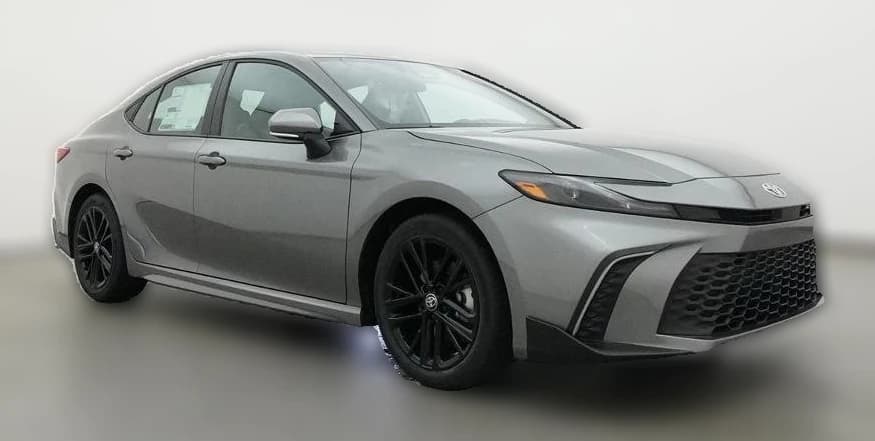 Toyota Camry SE (Natl) 2026 — side view