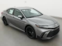 Toyota Camry SE (Natl) 2026 — side view