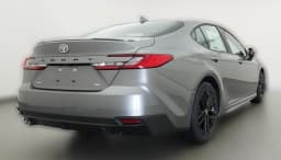 Toyota Camry SE (Natl) 2026 — side view