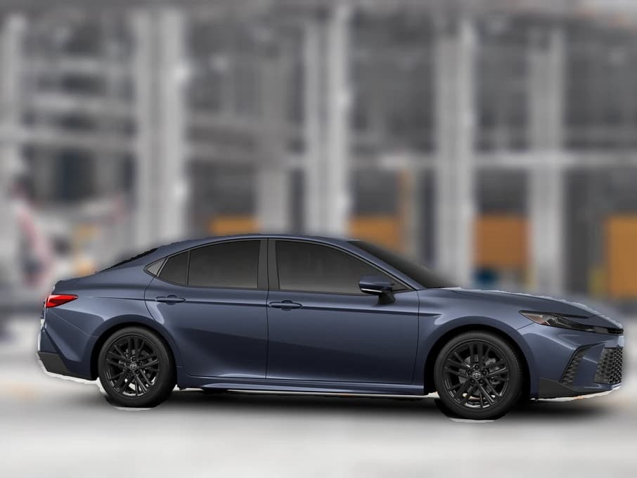 Toyota Camry SE (Natl) 2026 — side view
