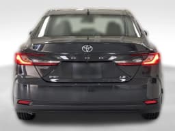 Toyota Camry LE (Natl) 2026 — side view