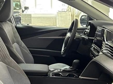 Toyota Camry LE (Natl) 2026 — side view