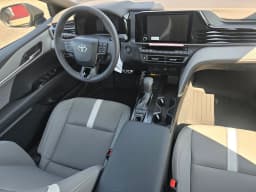 Toyota Camry SE AWD (Natl) 2026 — side view