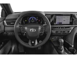 Toyota Camry SE AWD (Natl) 2026 — side view