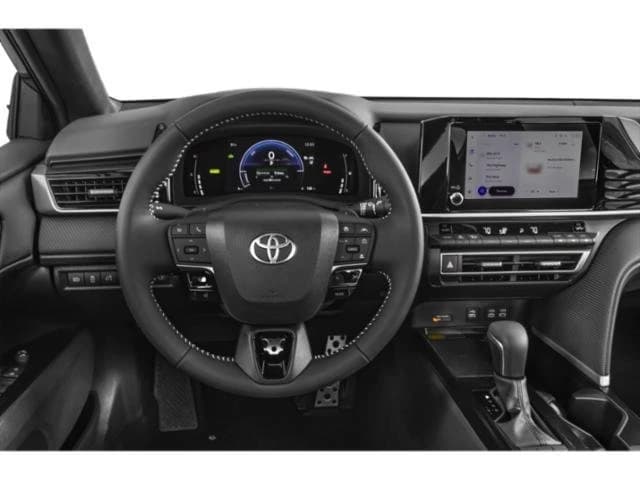 Toyota Camry SE AWD (Natl) 2026 — side view