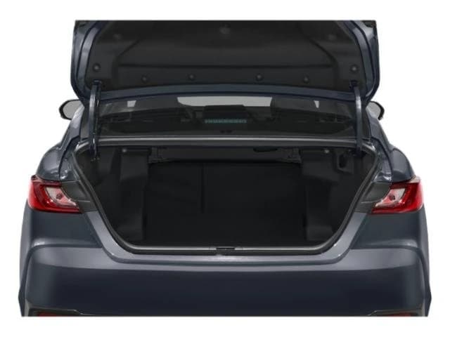 Toyota Camry SE AWD (Natl) 2026 — side view