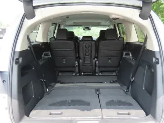 Honda Odyssey EX-L Auto 2026 — side view