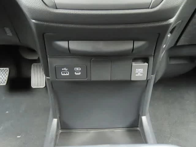 Honda Odyssey EX-L Auto 2026 — side view