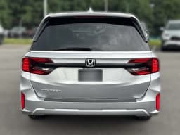 Honda Odyssey EX-L Auto 2026 — side view