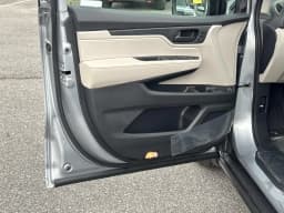 Honda Odyssey EX-L Auto 2026 — side view