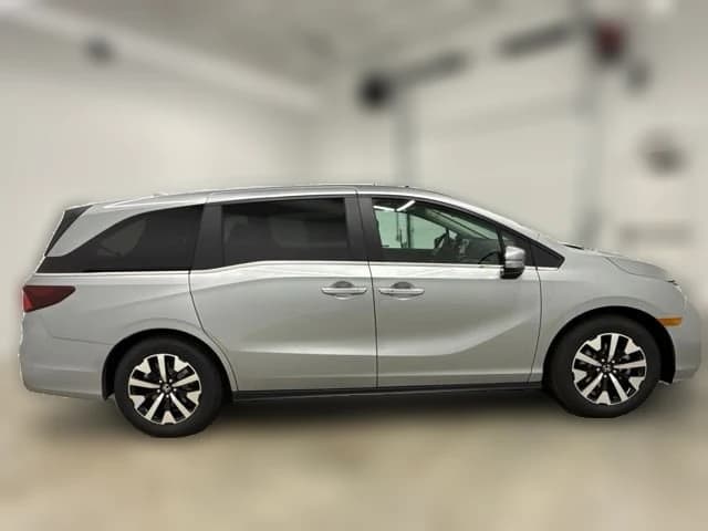 Honda Odyssey EX-L Auto 2026 — side view