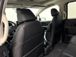 Honda Odyssey EX-L Auto 2026 — side view