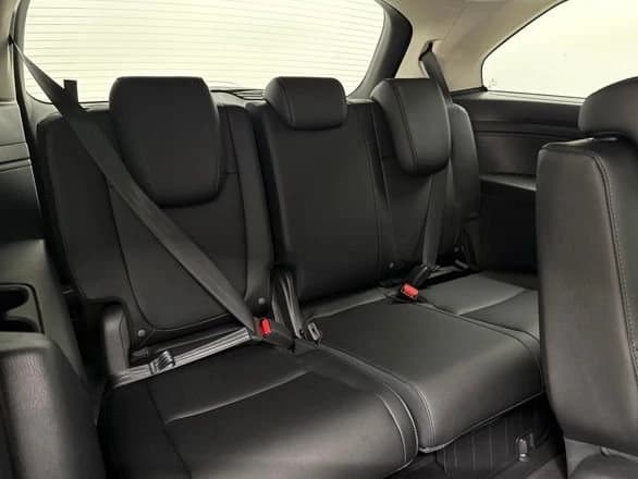Honda Odyssey EX-L Auto 2026 — side view