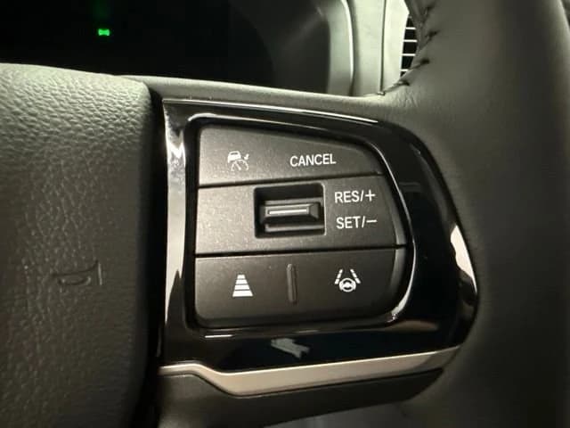 Honda Odyssey EX-L Auto 2026 — side view