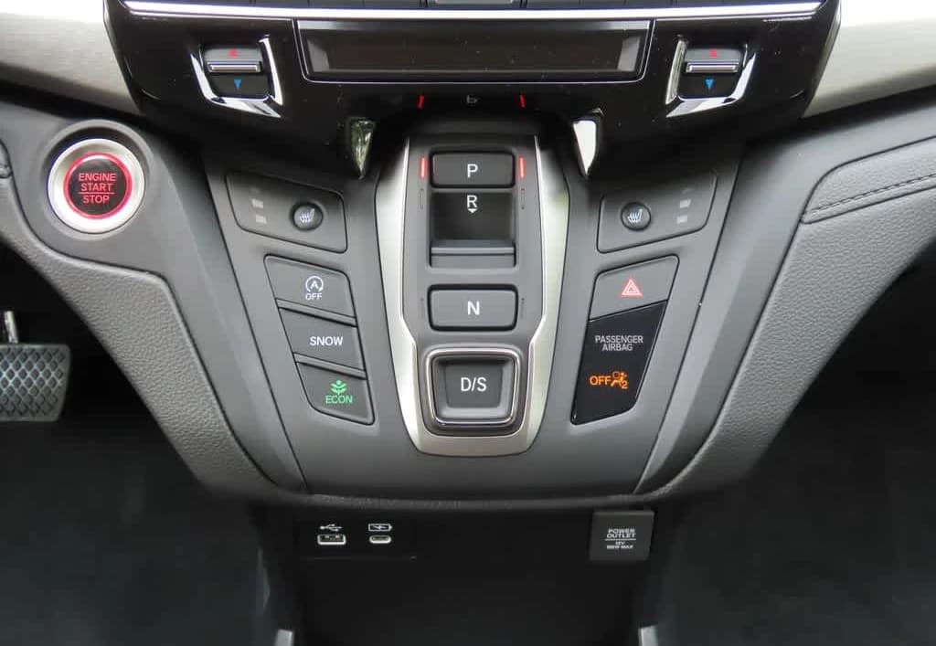 Honda Odyssey EX-L Auto 2026 — side view