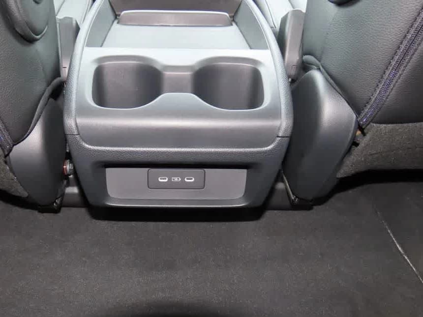 Honda Odyssey EX-L Auto 2026 — side view