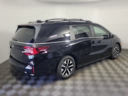 Honda Odyssey EX-L Auto 2026 — side view