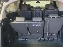 Honda Odyssey EX-L Auto 2026 — side view