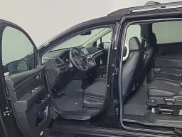 Honda Odyssey EX-L Auto 2026 — side view