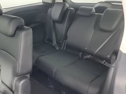 Honda Odyssey EX-L Auto 2026 — side view