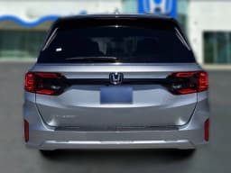 Honda Odyssey EX-L Auto 2026 — side view
