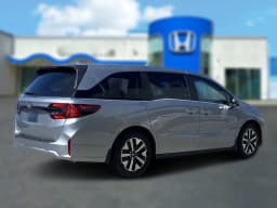 Honda Odyssey EX-L Auto 2026 — side view