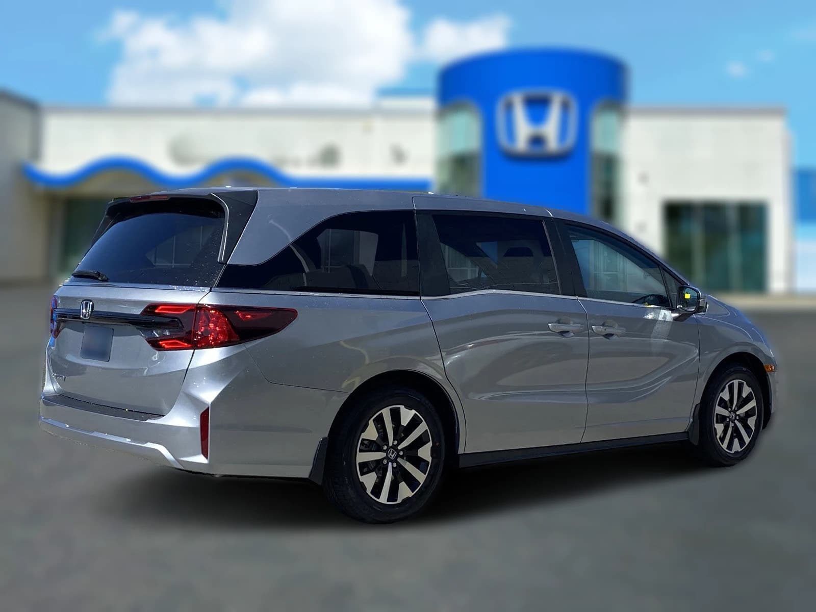 Honda Odyssey EX-L Auto 2026 — side view
