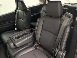 Honda Odyssey EX-L Auto 2026 — side view