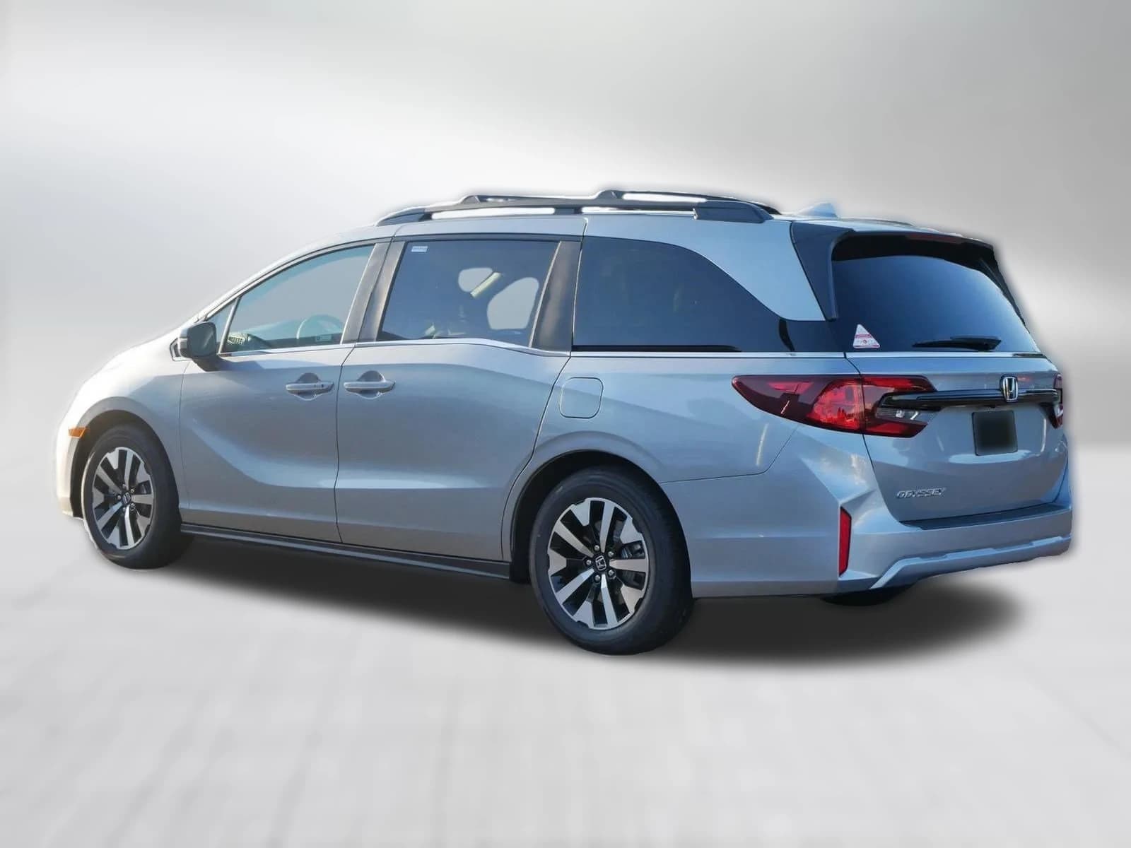 Honda Odyssey EX-L Auto 2026 — side view