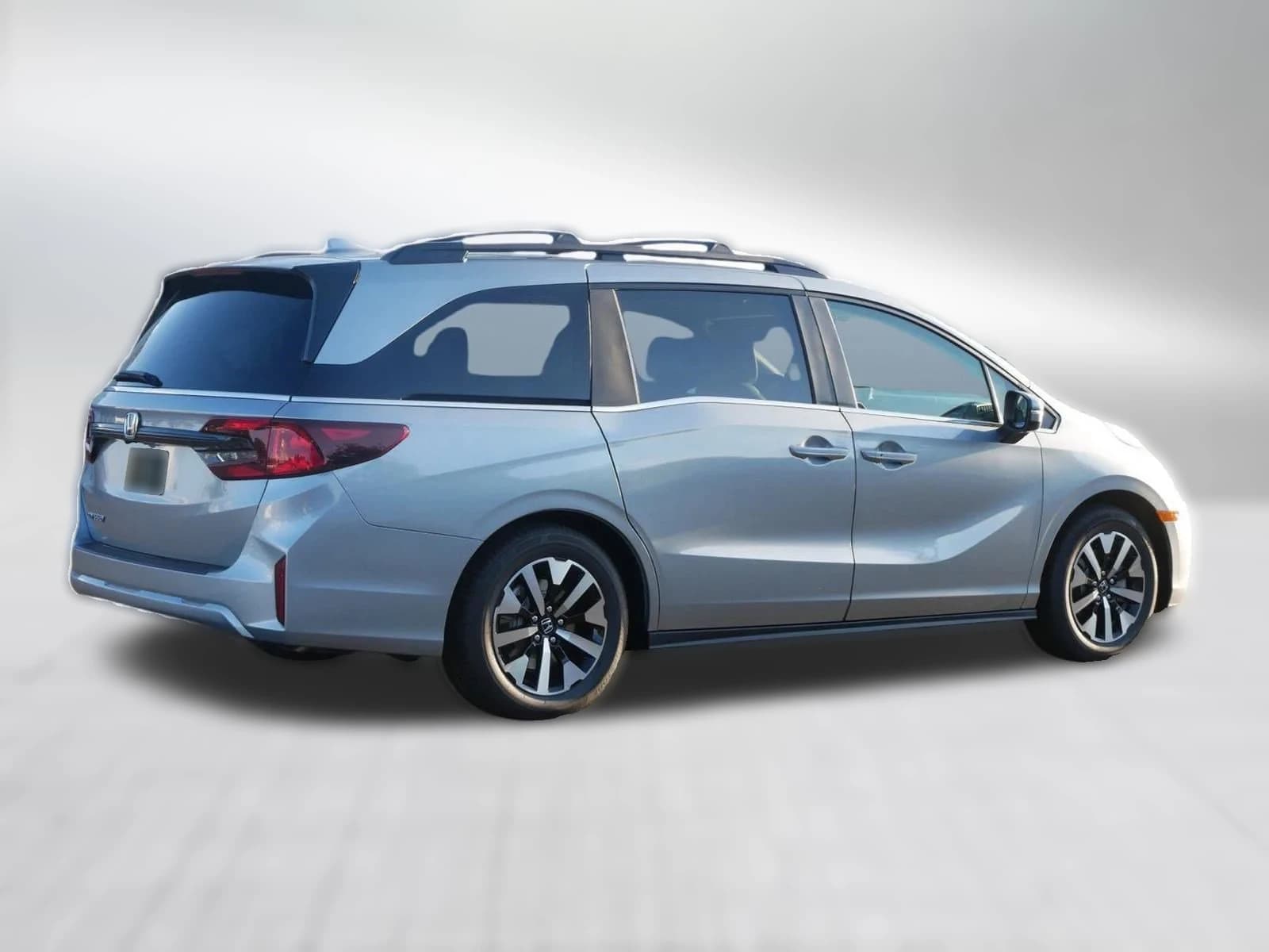 Honda Odyssey EX-L Auto 2026 — side view