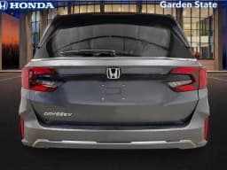 Honda Odyssey EX-L Auto 2026 — side view