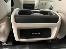 Honda Odyssey EX-L Auto 2026 — side view