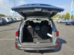 Honda Odyssey EX-L Auto 2026 — side view
