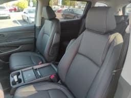 Honda Odyssey EX-L Auto 2026 — side view
