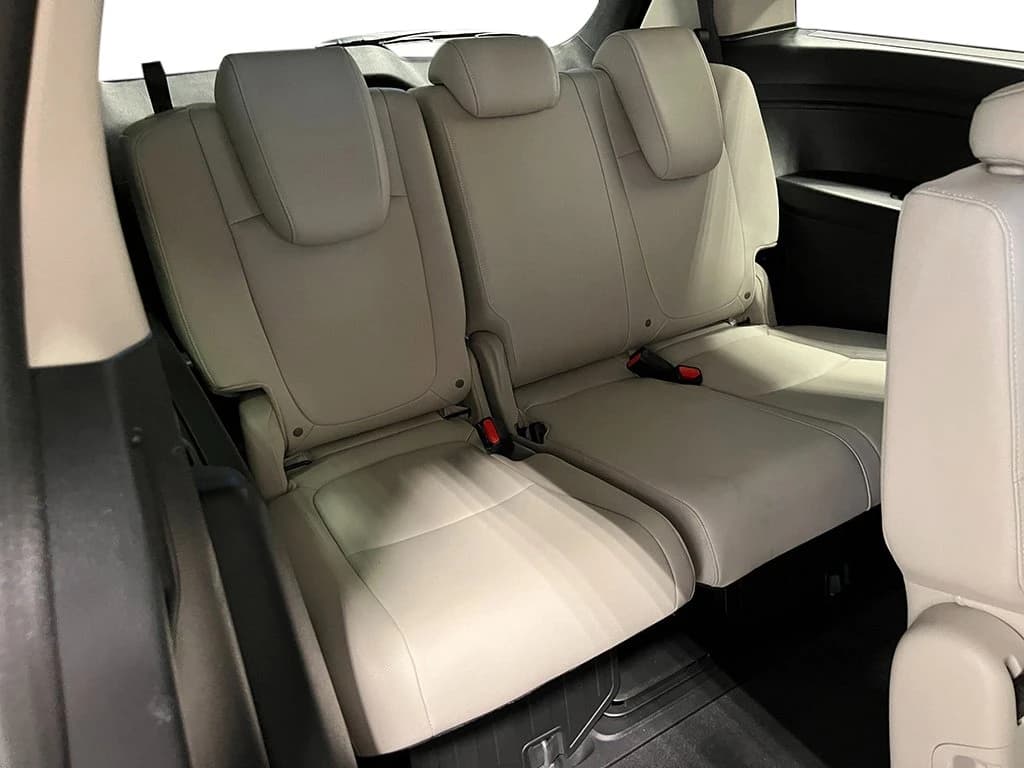 Honda Odyssey EX-L Auto 2027 — side view