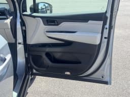 Honda Odyssey EX-L Auto 2026 — side view