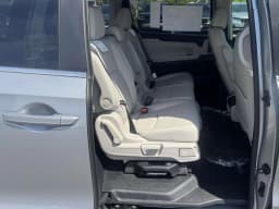Honda Odyssey EX-L Auto 2026 — side view