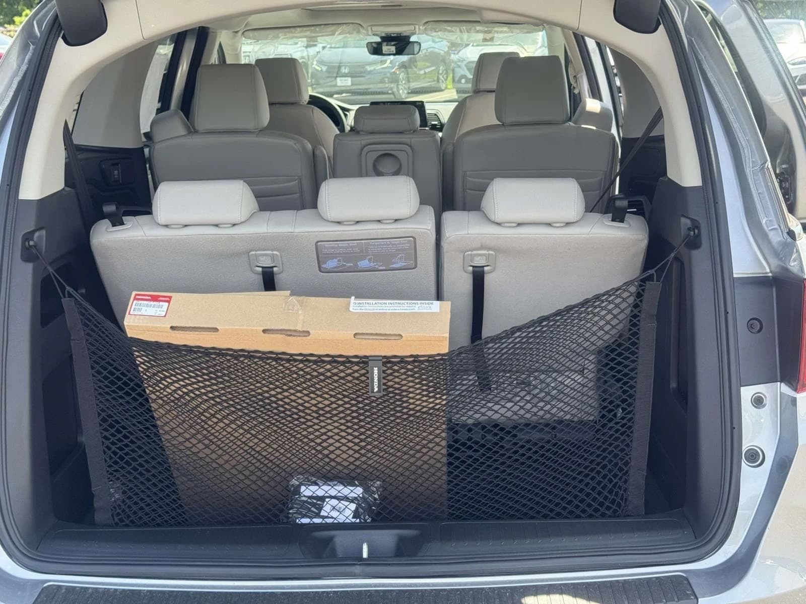 Honda Odyssey EX-L Auto 2026 — side view