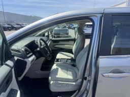 Honda Odyssey EX-L Auto 2026 — side view