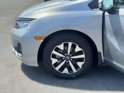 Honda Odyssey EX-L Auto 2026 — side view