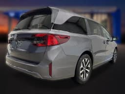 Honda Odyssey EX-L Auto 2026 — side view