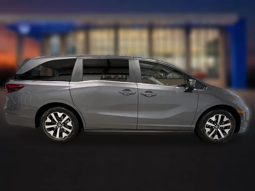 Honda Odyssey EX-L Auto 2026 — side view